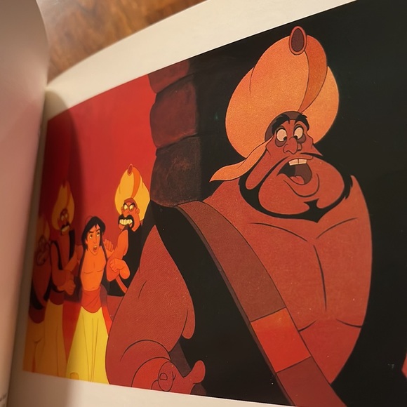 NEVER USED DISNEY'S ALADDIN POSTCARD SET - 30 MEMORABLE SCENES! - Picture 5 of 5